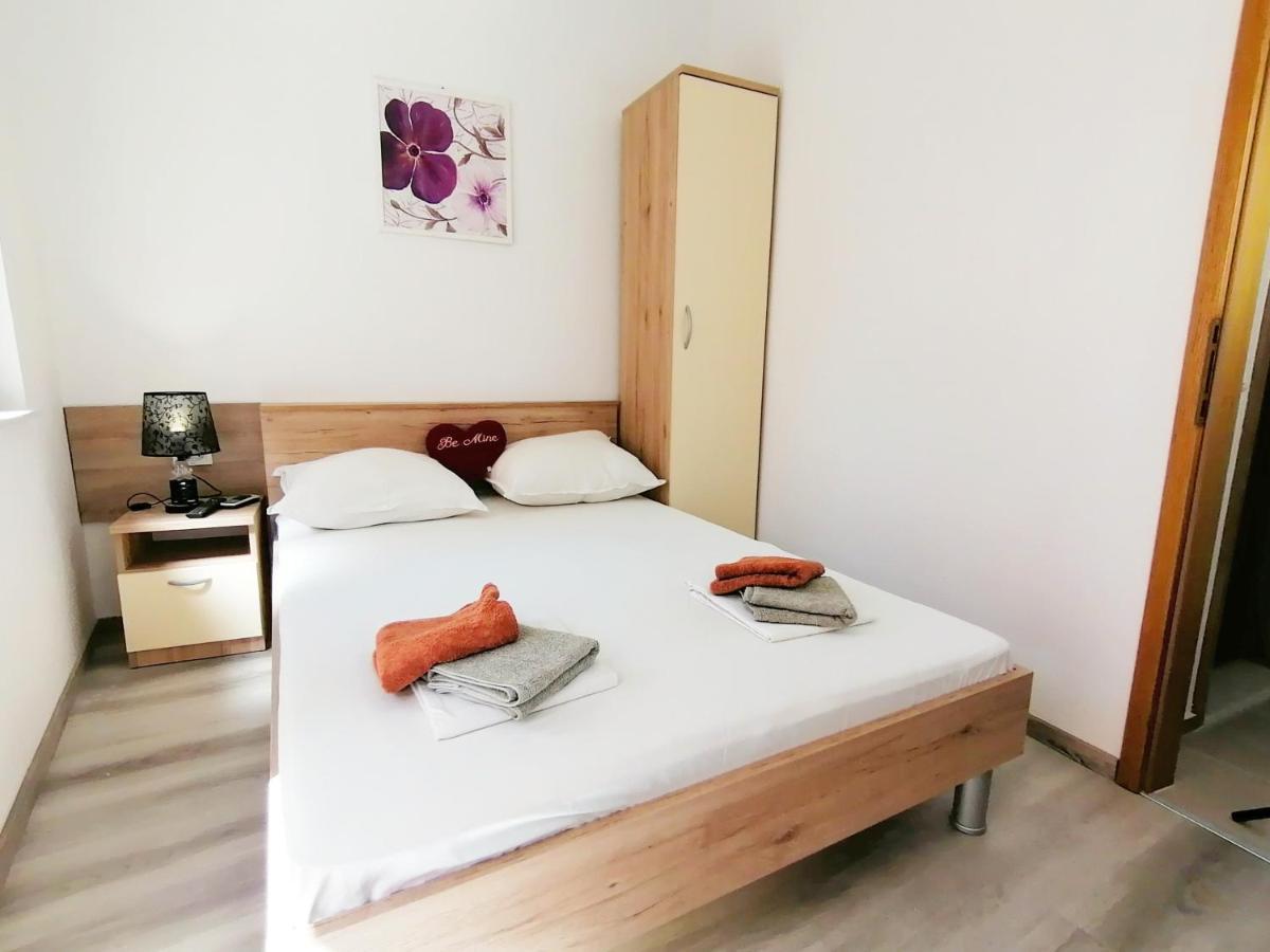 Apartmani Buljubasic Baška Voda Kültér fotó