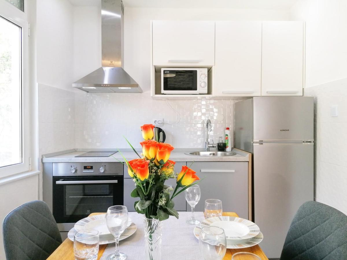 Apartmani Buljubasic Baška Voda Kültér fotó