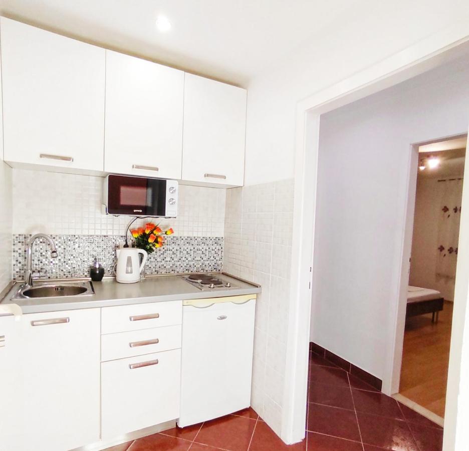 Apartmani Buljubasic Baška Voda Kültér fotó
