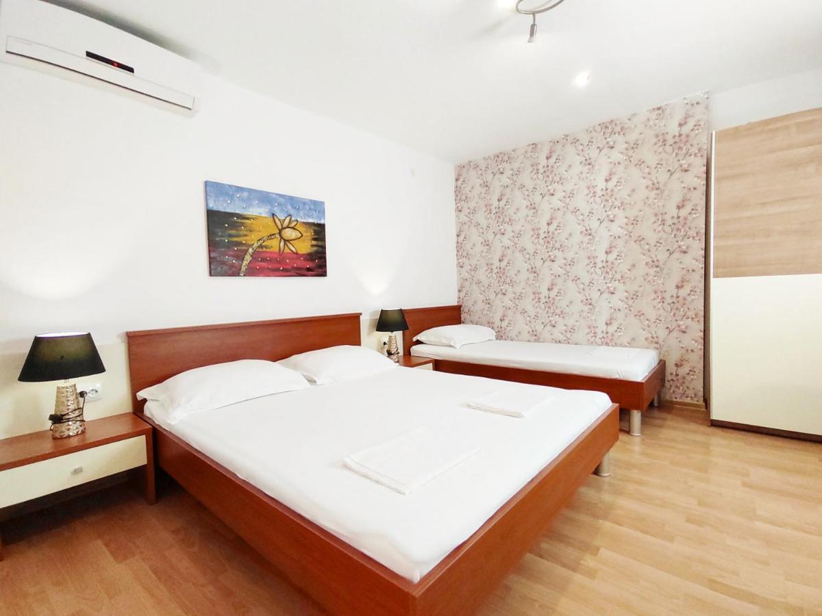 Apartmani Buljubasic Baška Voda Kültér fotó