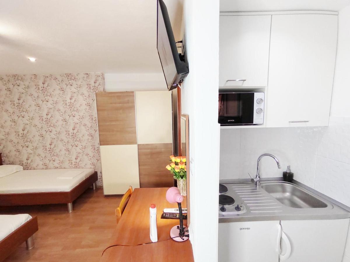 Apartmani Buljubasic Baška Voda Kültér fotó