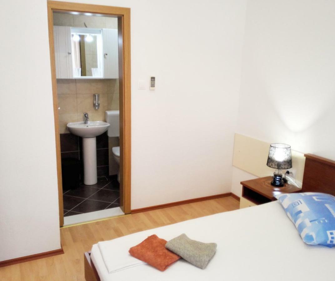 Apartmani Buljubasic Baška Voda Kültér fotó